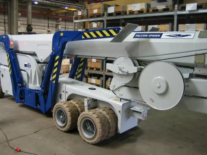 Falcon Lifts FS 420