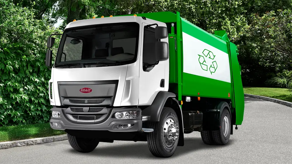 Peterbilt 220 PACCAR PX-7