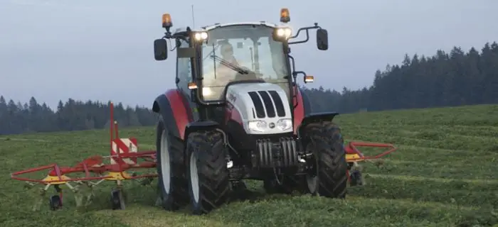 Steyr 4095 Kompakt Hilo Profi
