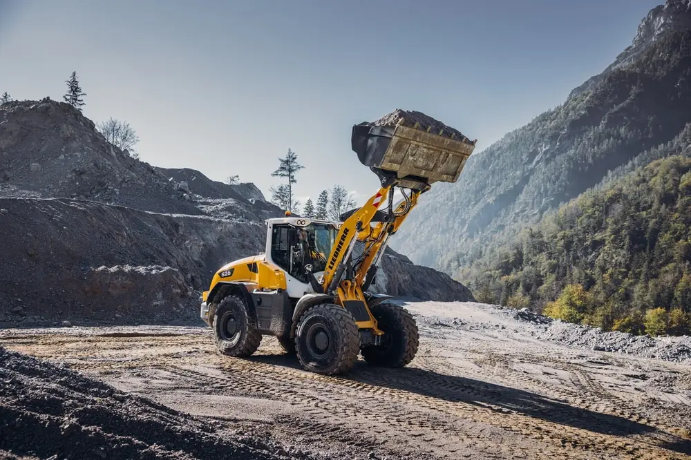 Liebherr L 526 thumbnail 3