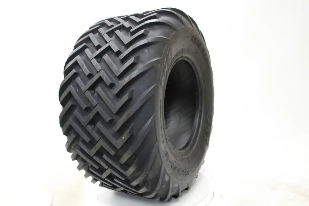 BKT TRAC MASTER 33 X 15.50 - 15