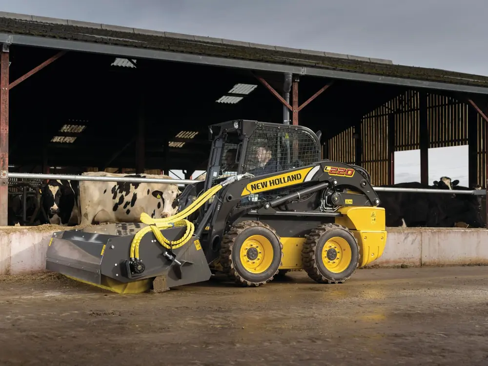 New Holland L220