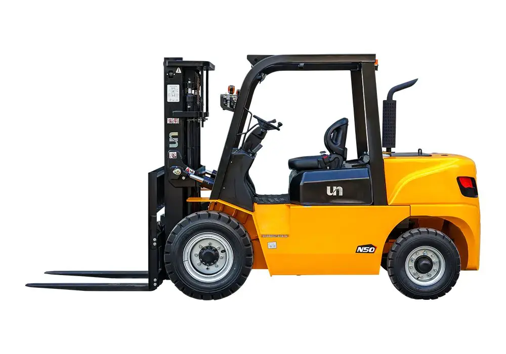 UN Forklift FD40T-NJM2