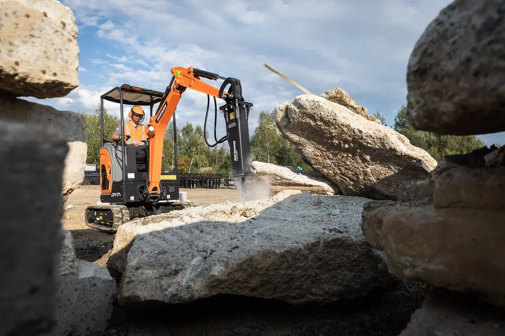 Doosan HB03 thumbnail 3