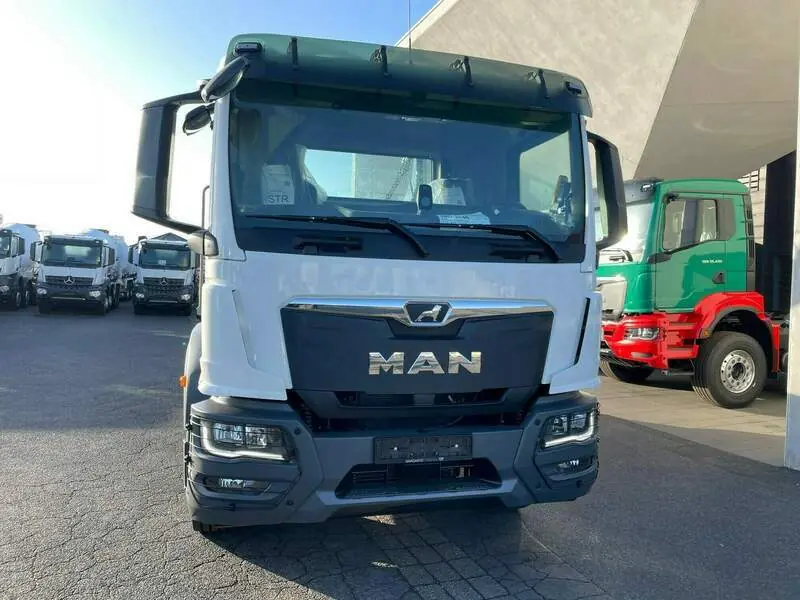 MAN TGM 18.320 6x2-4