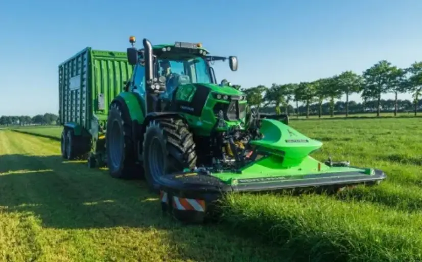 DEUTZ-FAHR DM 727 F