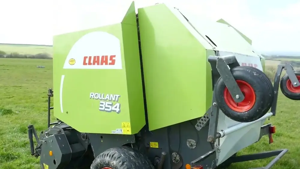 Claas Rollant 354 RC