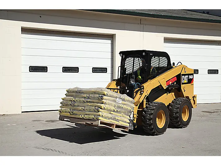 Caterpillar 246D thumbnail 4