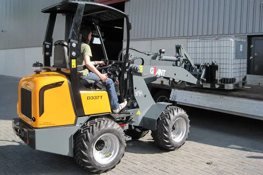Giant D 337 T thumbnail 2