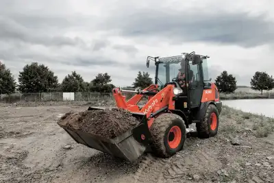 Kubota R090