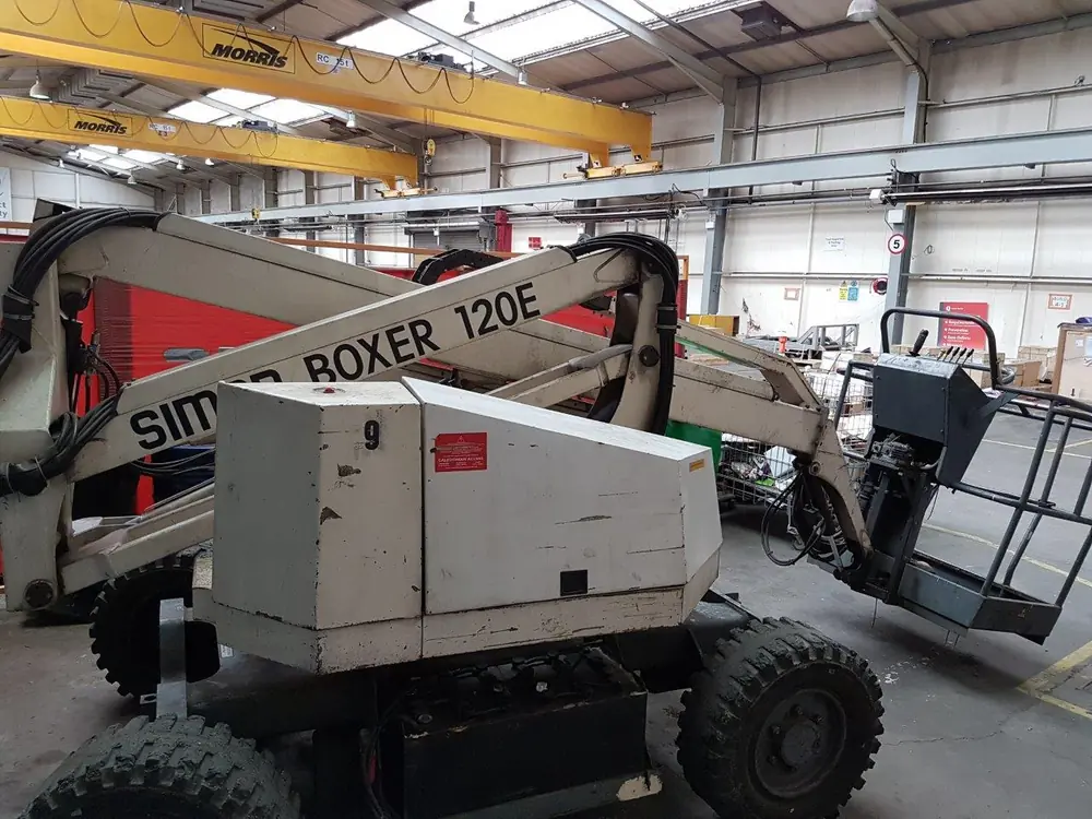 Simon Boxer 120 E