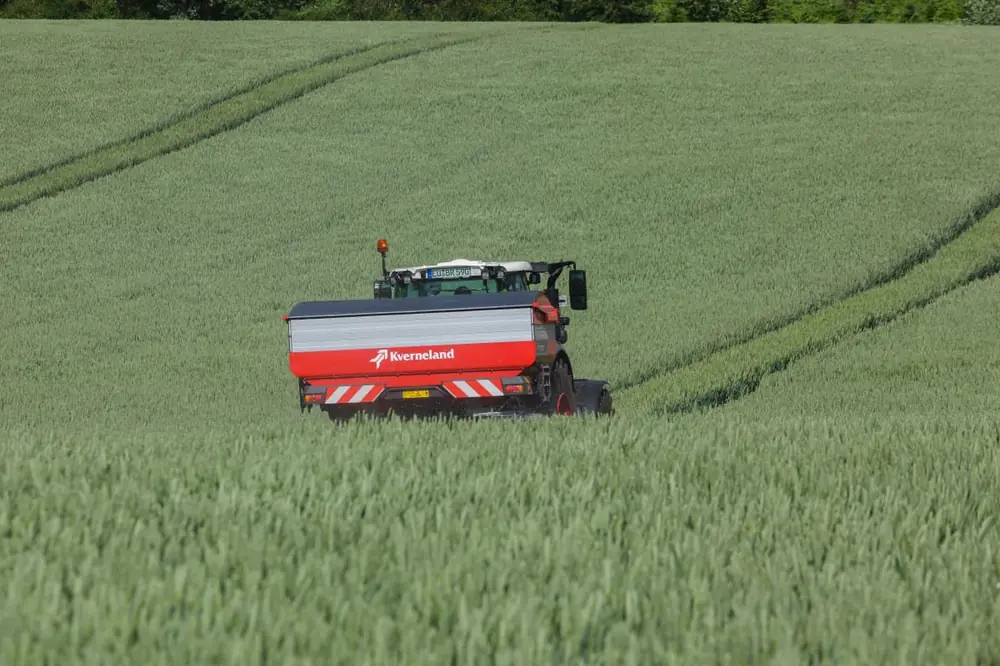 Kverneland Exacta TLX Gerospread 2550