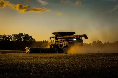 Massey Ferguson Ideal 9 T