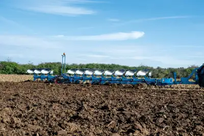 Lemken Titan 18 V 7+4 / 100