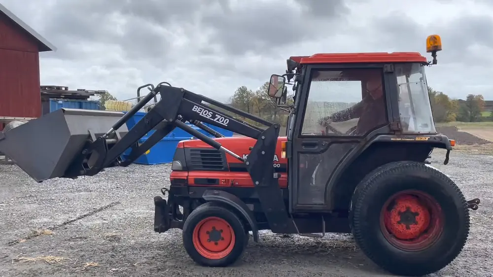 Kubota L 4200 GST
