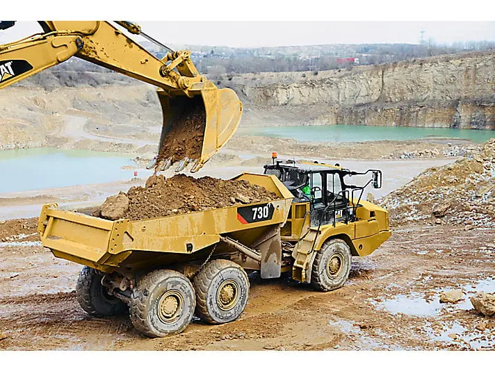 Caterpillar 730