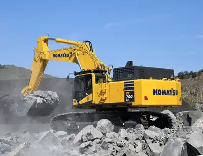 Komatsu PC700LC-11E0 thumbnail 3