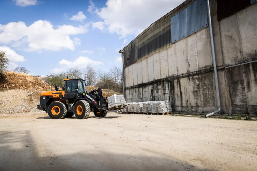 Doosan DL250-7 thumbnail 2