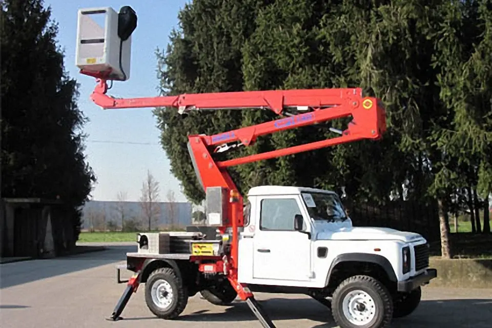 ISOLI MPT140 4x4
