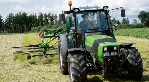 DEUTZ-FAHR Agroplus 420 Profiline thumbnail 2