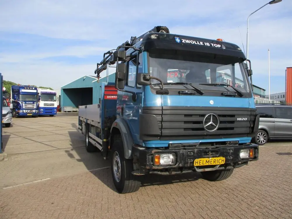 Mercedes-Benz SK 1820