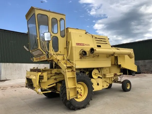 New Holland 1530