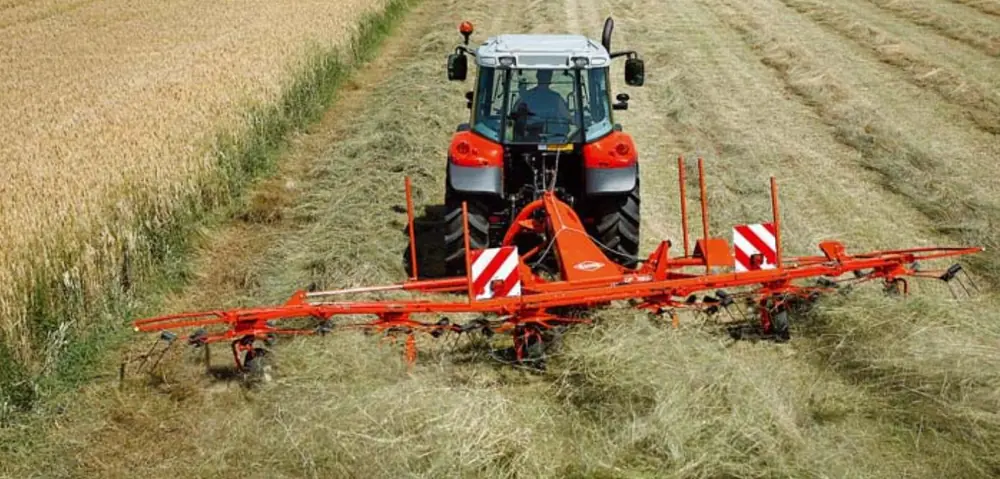 Kuhn GF 7702