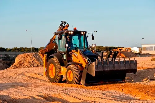 Case 580T thumbnail 2