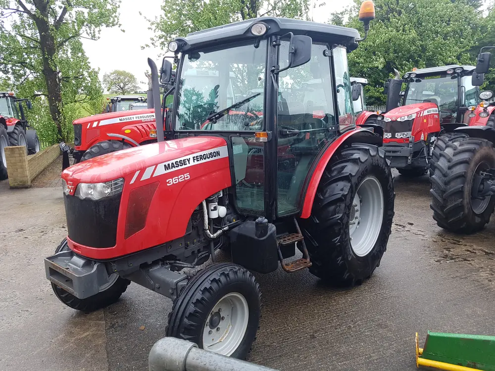 Massey Ferguson MF 3625