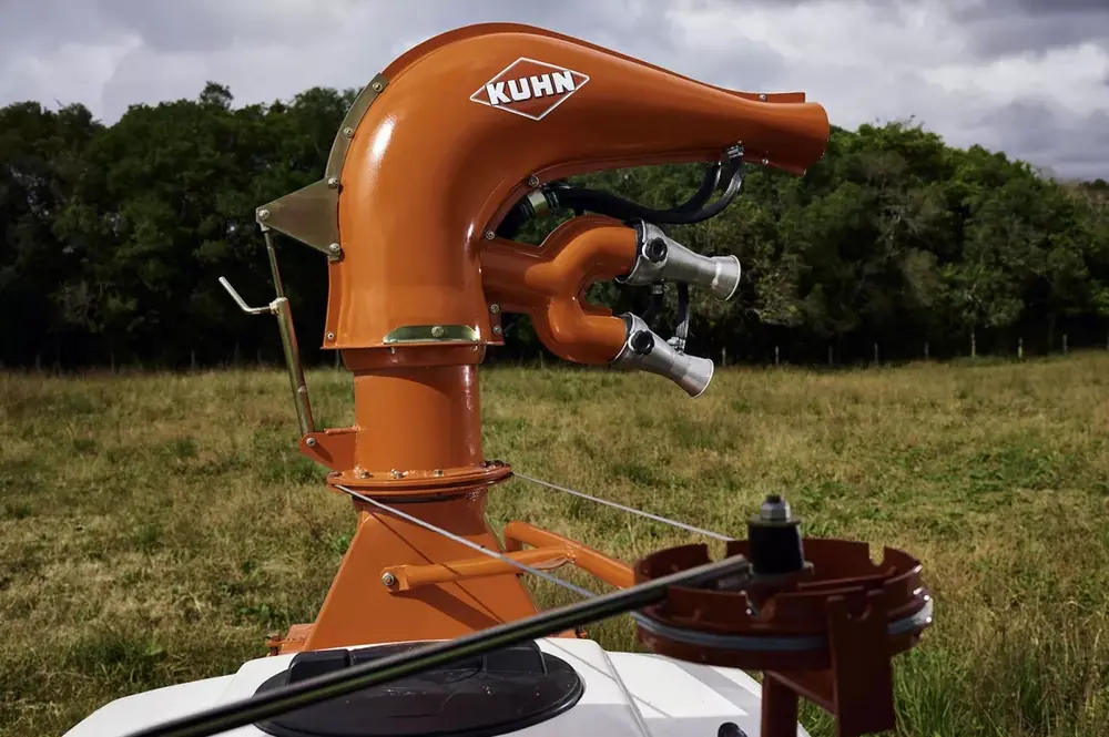 Kuhn AF 427 Banana thumbnail 4