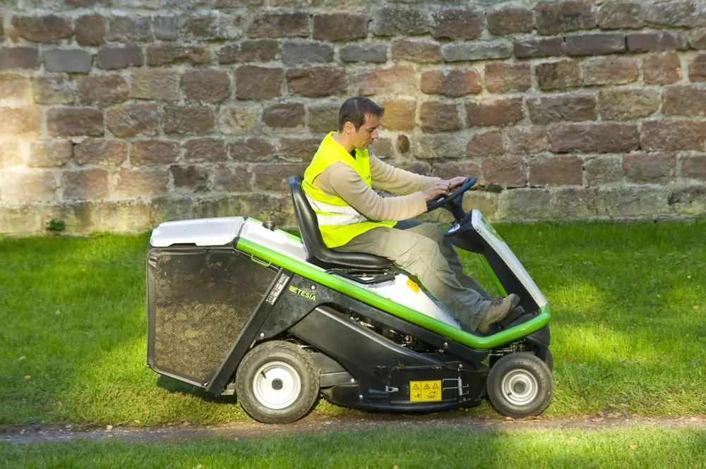 Etesia HYDRO 80 E-CONNECT MKHP4