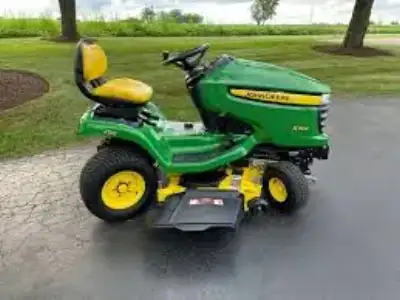 John Deere X304