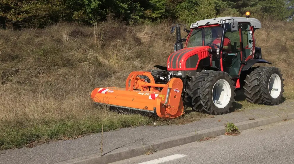 Kuhn Pro 210 thumbnail 2