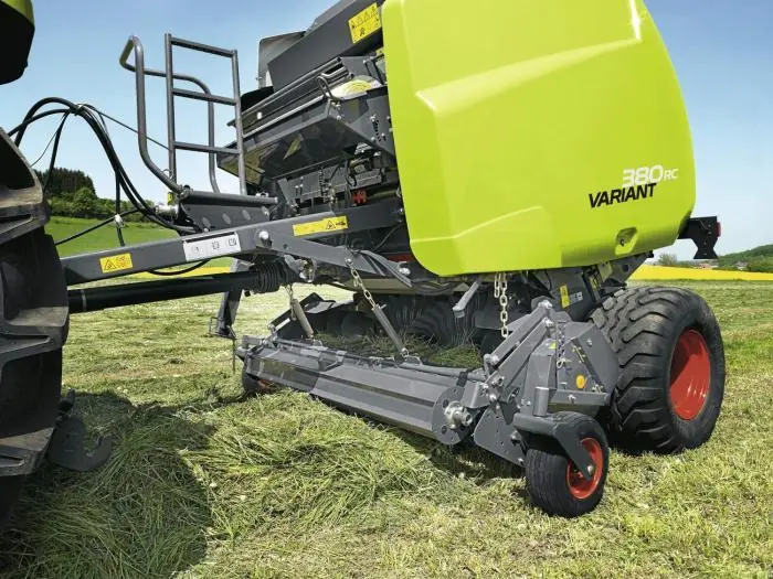Claas Variant 380 RR