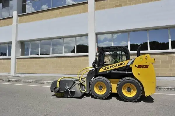 New Holland L213 thumbnail 3
