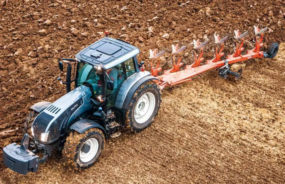 Valtra T 173