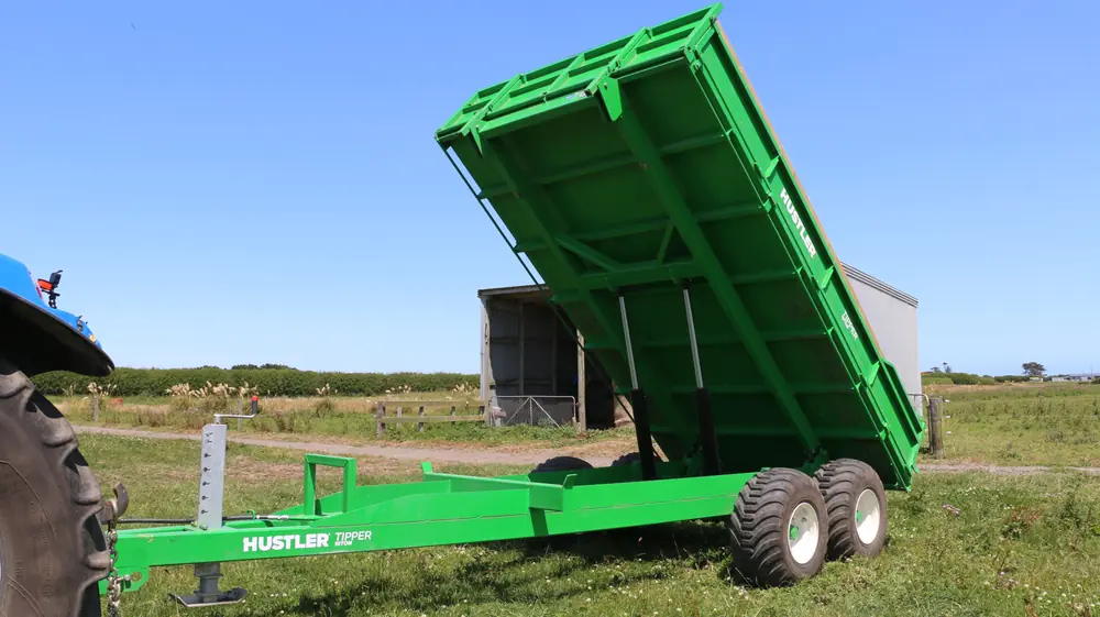 Hustler 10 ton thumbnail 2