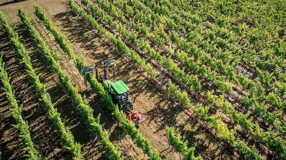 John Deere 5090GV thumbnail 3