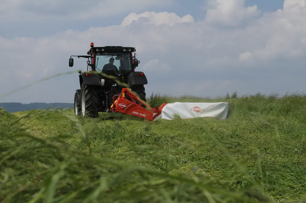 Kuhn GMD 310 thumbnail 4