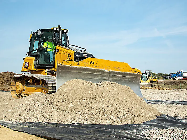 Caterpillar D4 XL thumbnail 2