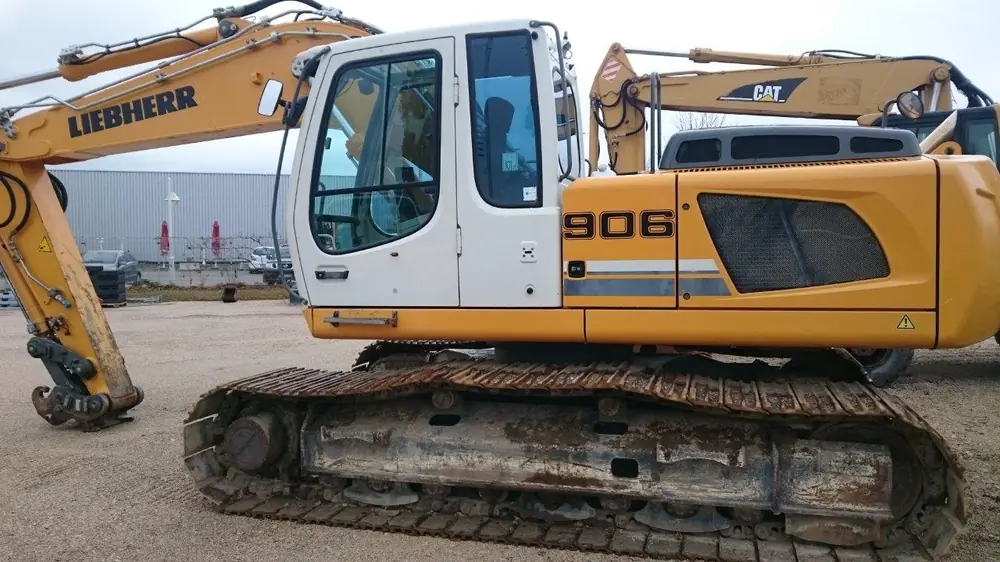 Liebherr R 906 Advanced
