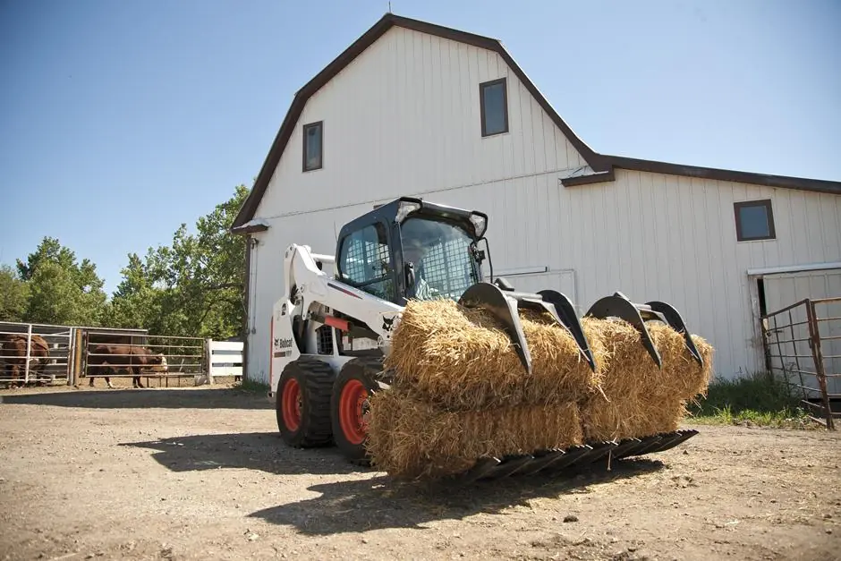 Bobcat S590 thumbnail 2
