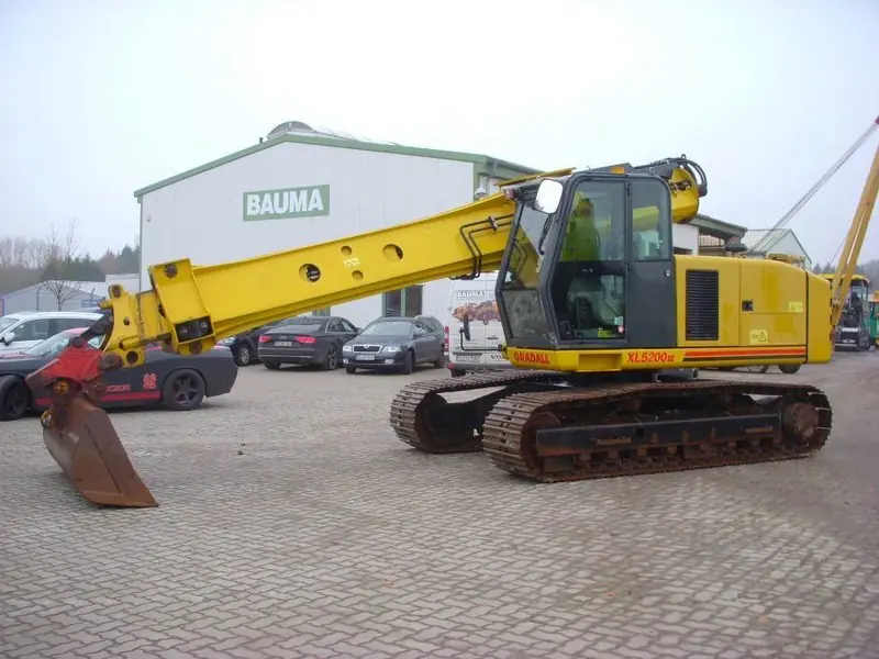 Gradall XL 5200 III