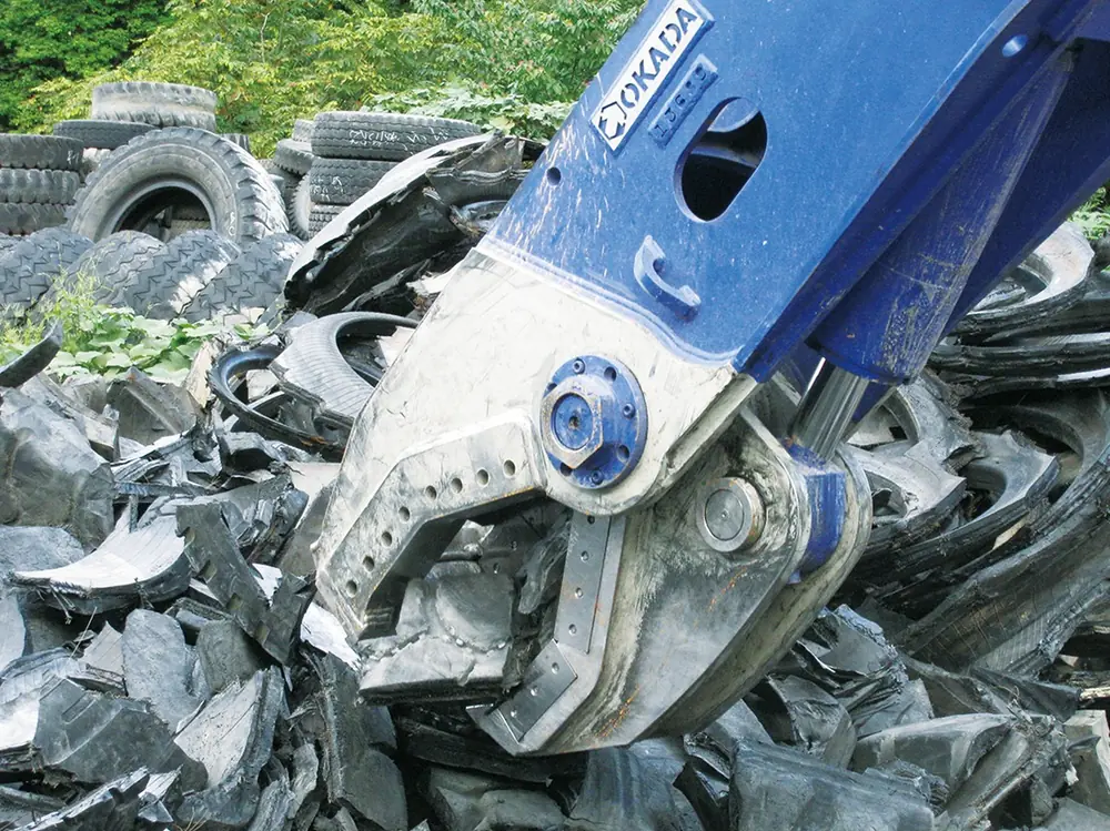 Okada C-100 thumbnail 2