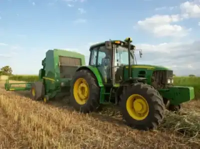 John Deere 6105J thumbnail 5