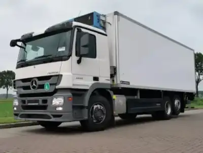 Mercedes-Benz Actros 2532