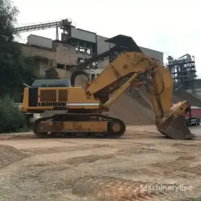 Liebherr R 946
