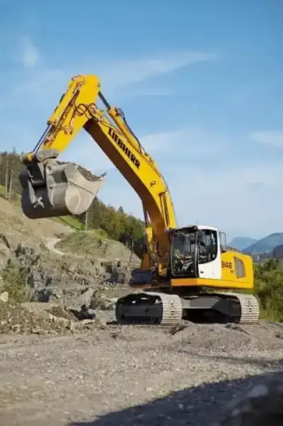 Liebherr R 946 thumbnail 3