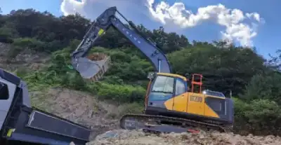 Volvo EC230F LR thumbnail 3