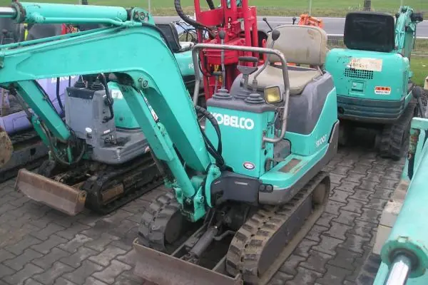 Kobelco SK 007